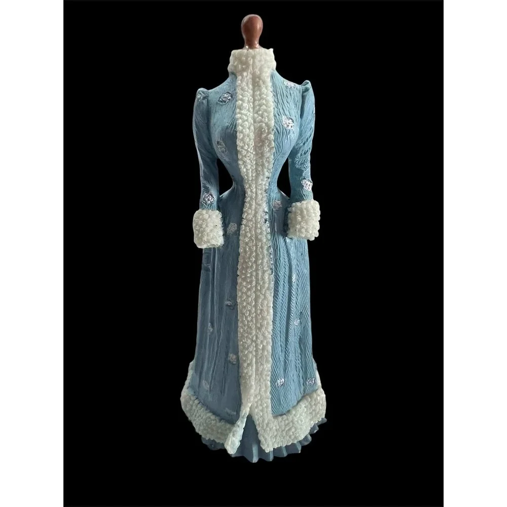 Vintage Victorian Style Miniature Dress Form‎ Figurine Set of 7 26-05-22